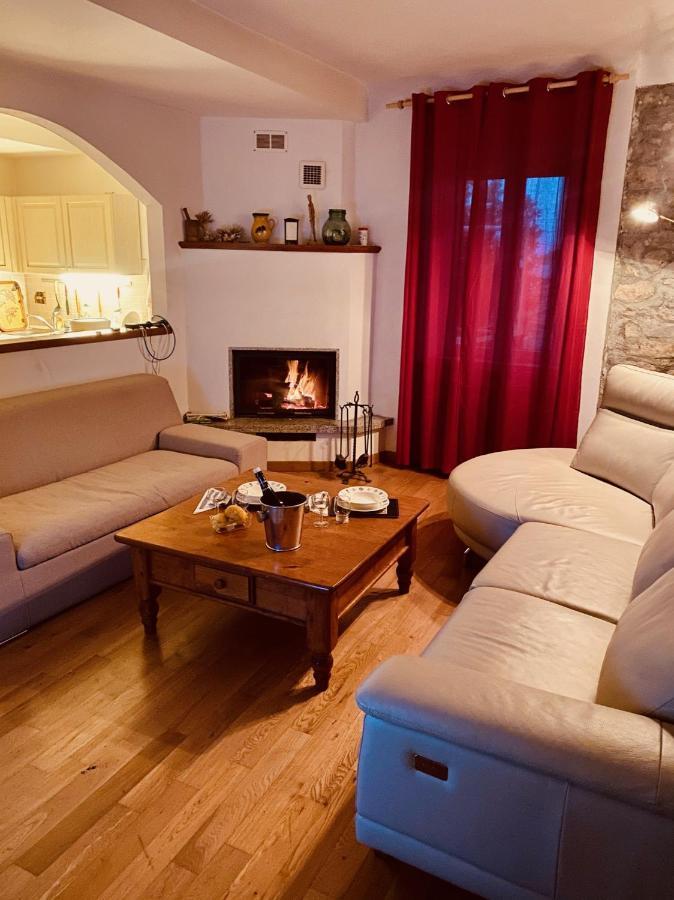 Villa Red House à Tivegna Extérieur photo